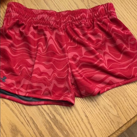 Under armor shorts - Picture 4 of 4